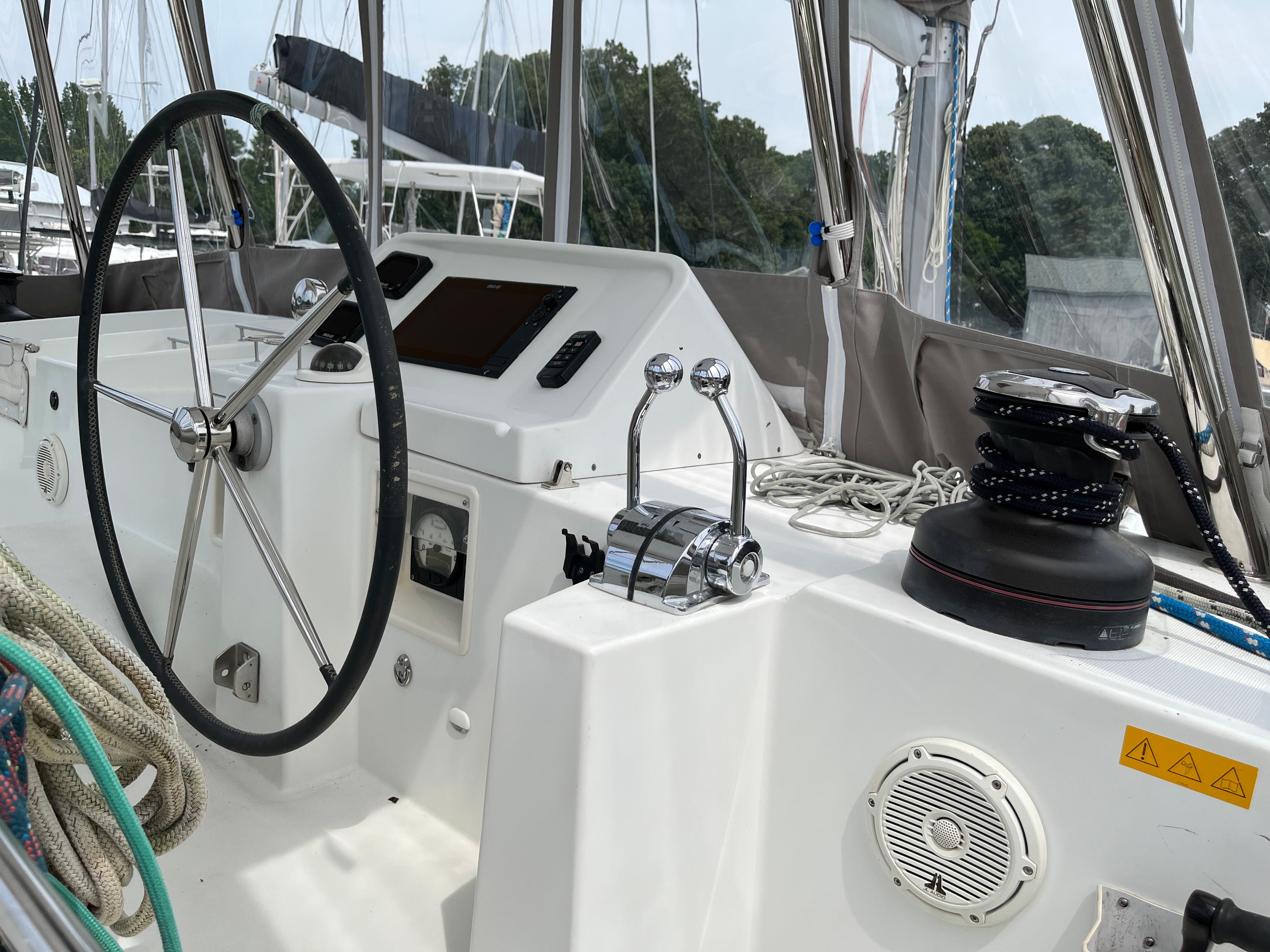 2015 Lagoon 450 F For Sale | YaZu Yachting | Deltaville