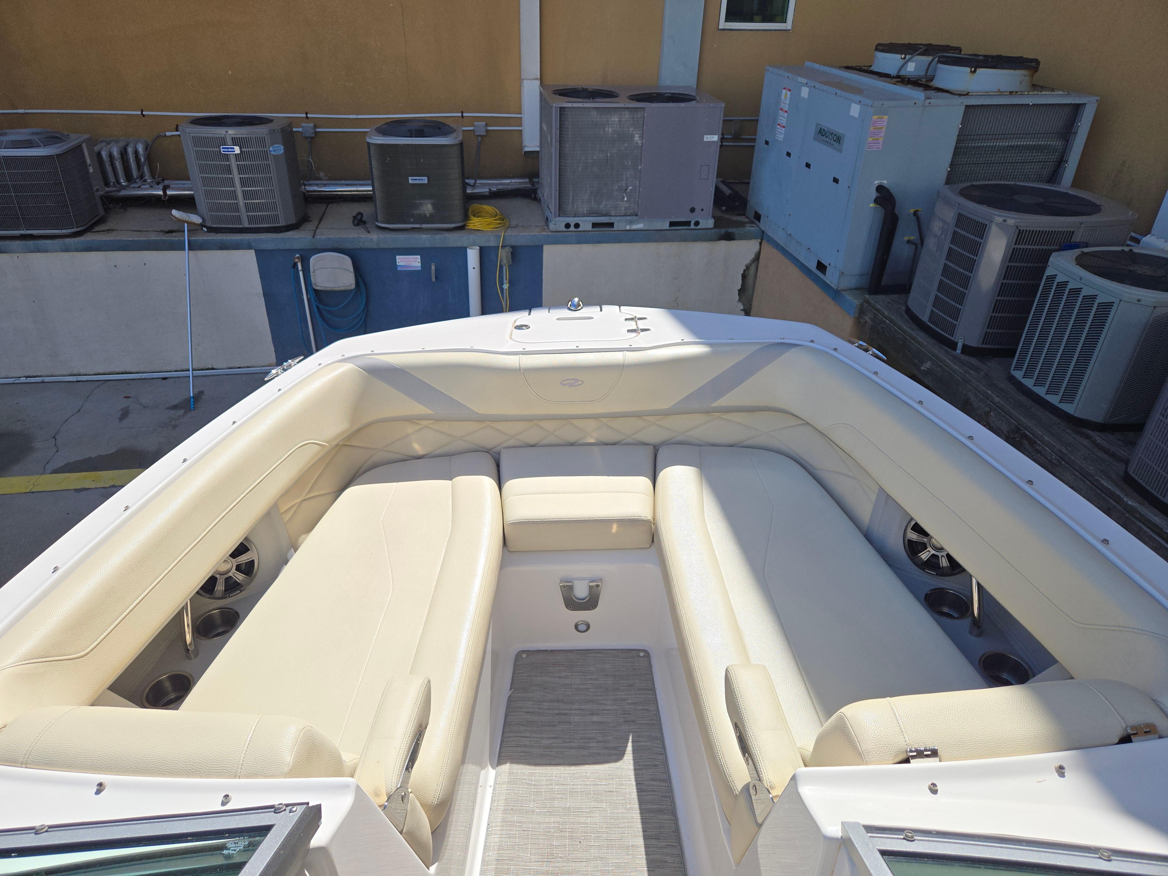 2019-regal-26-obx-power-9349996-20250217122631783-1_XLARGE