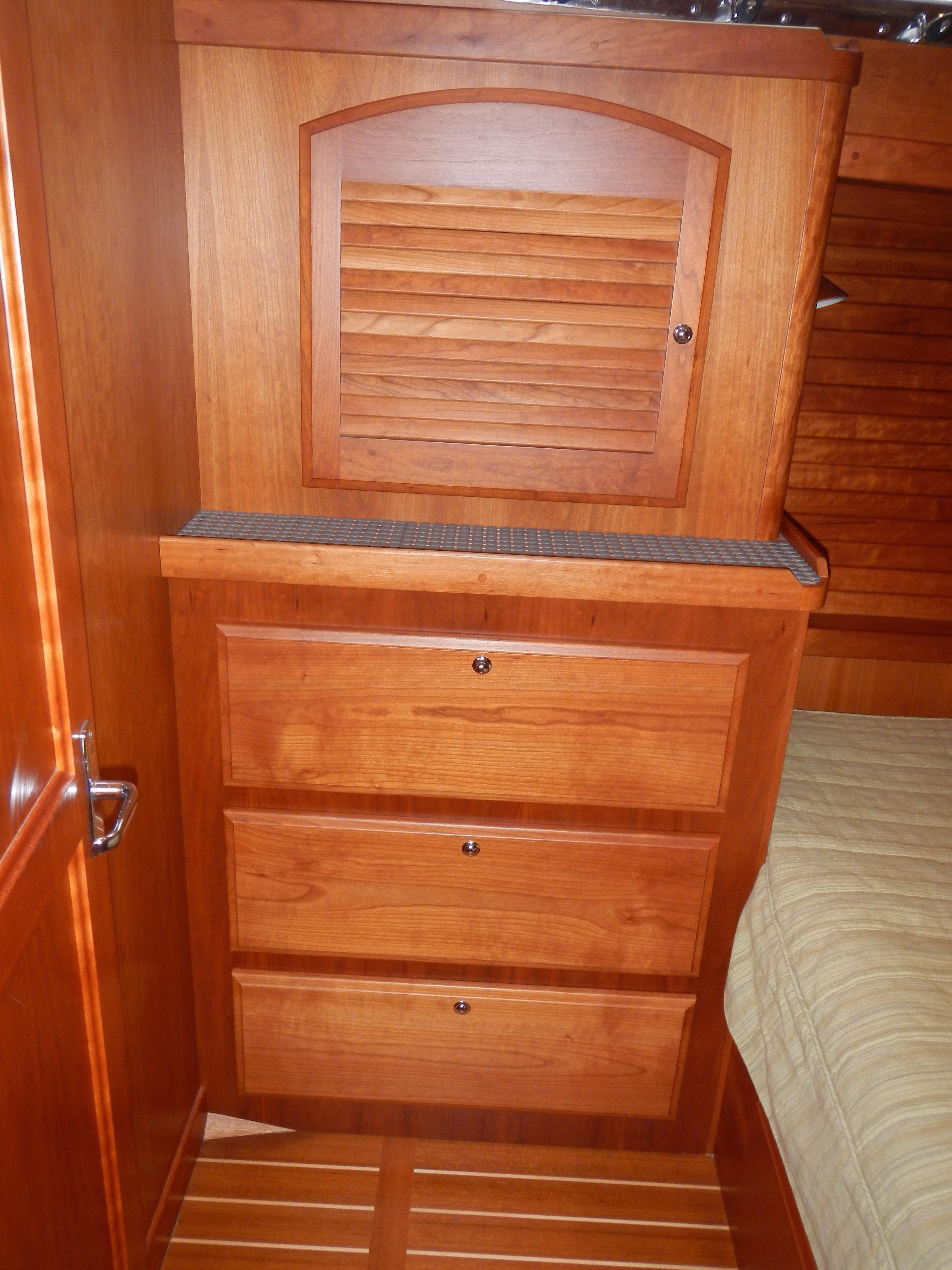 Guest Cabin Bureau & Storage