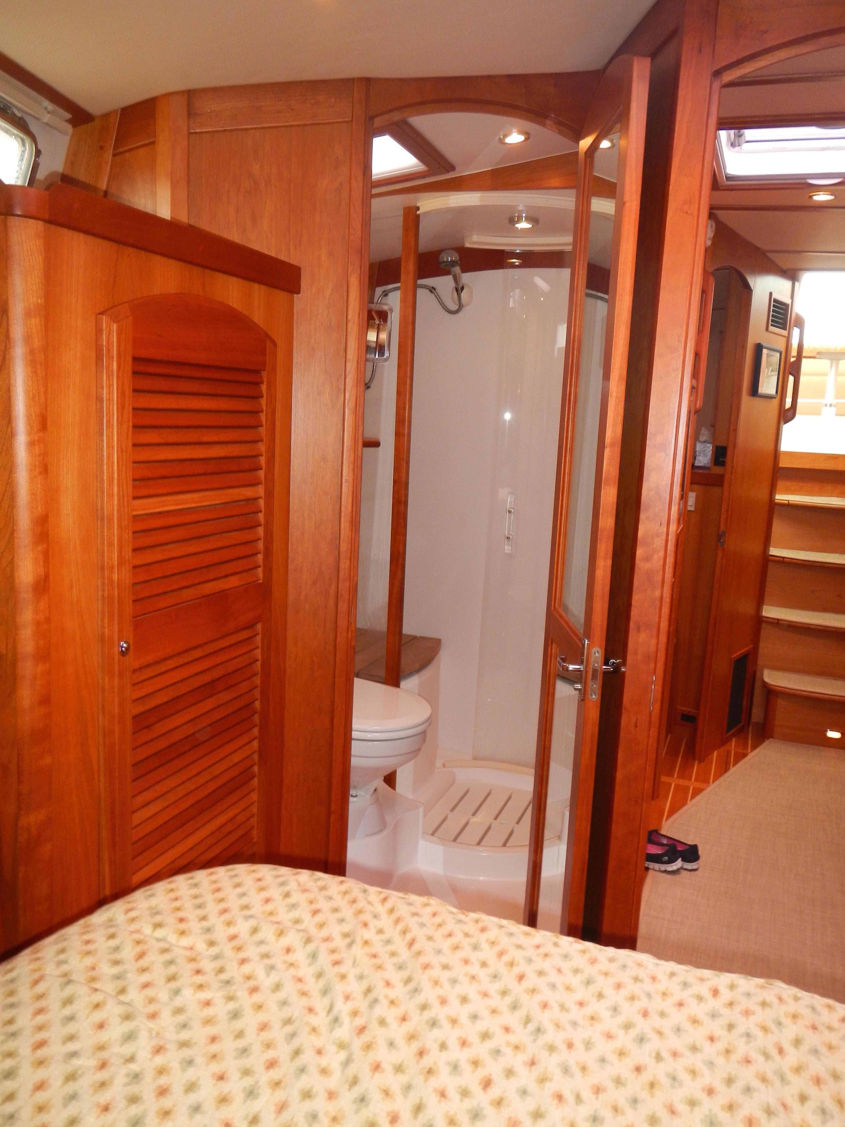 Master Stateroom to Head
