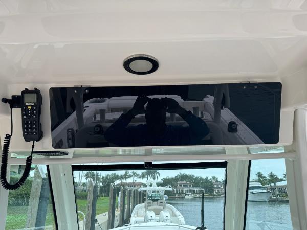 35' Boston Whaler, Listing Number 100913297, - Photo No. 17
