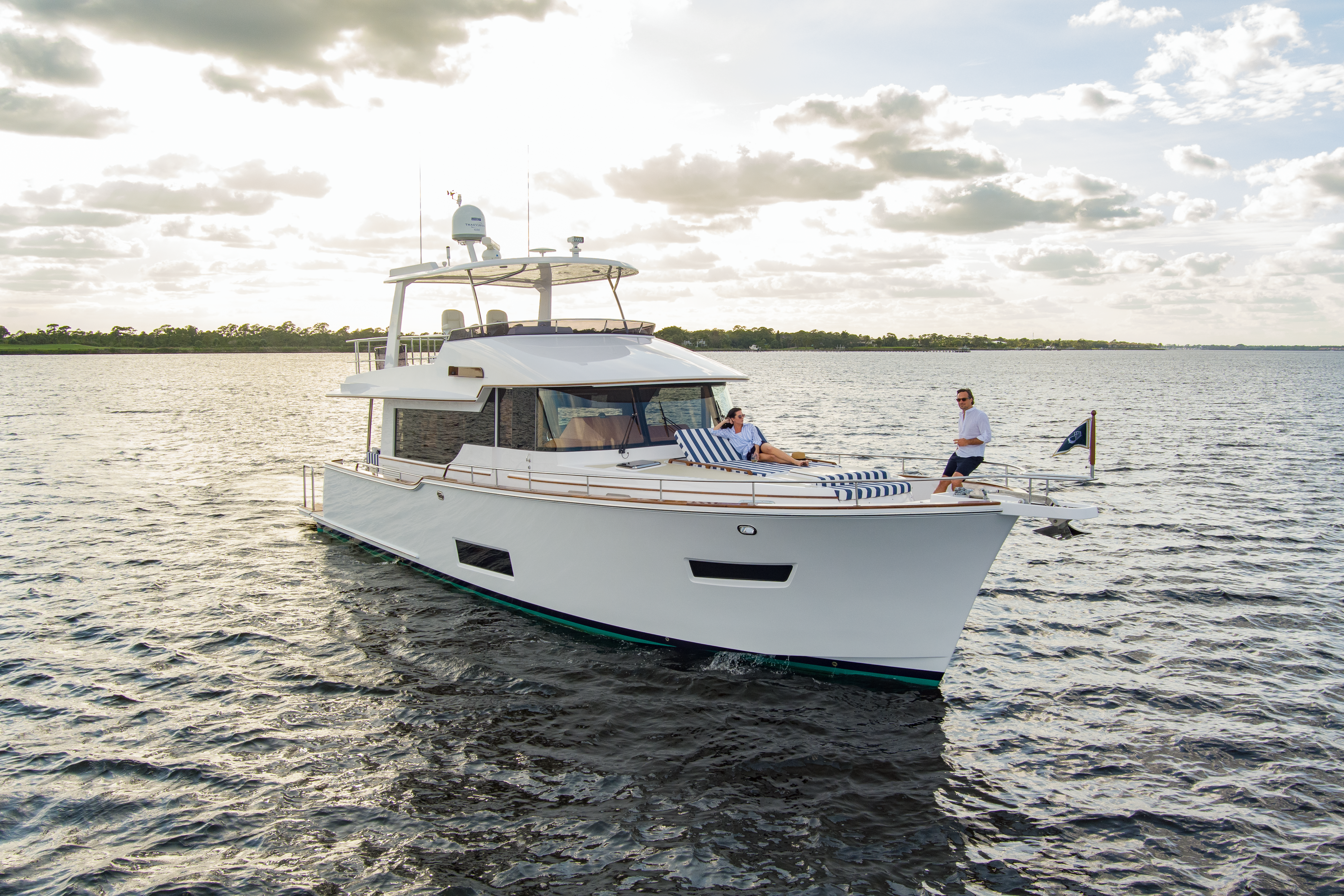 Summit Boat