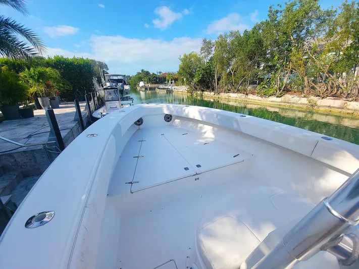 Just Plugging Along Yacht Photos Pics 