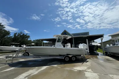 Caymas 281 HB