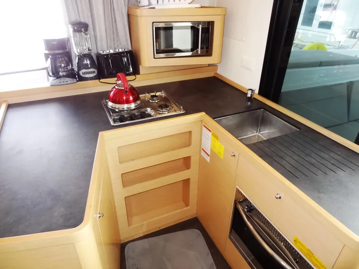 Blind Ambition II Yacht Photos Pics 