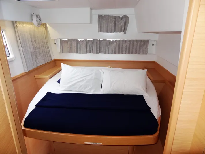 Blind Ambition II Yacht Photos Pics 