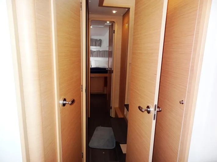 Blind Ambition II Yacht Photos Pics 