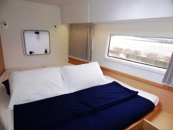 Blind Ambition II Yacht Photos Pics 