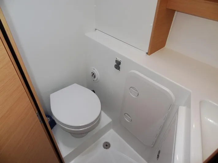 Blind Ambition II Yacht Photos Pics 