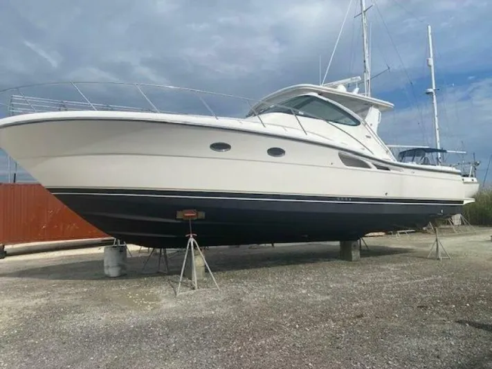 Absolutely Yacht Photos Pics 