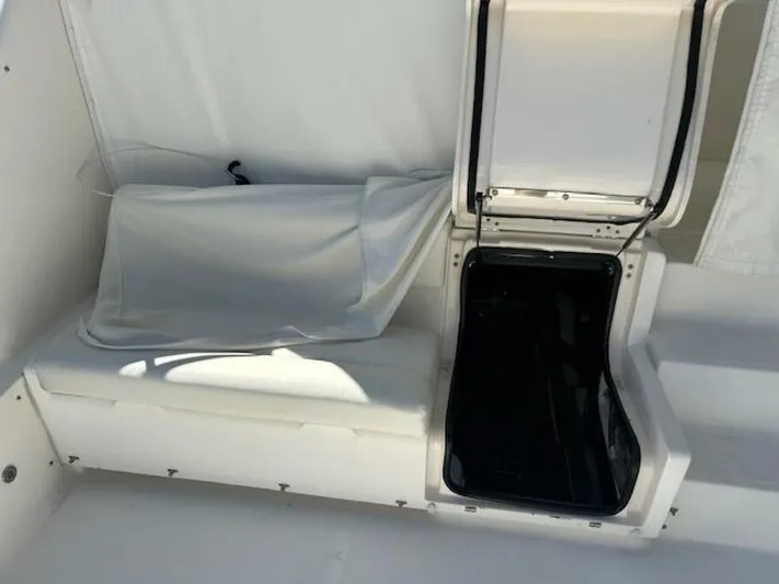 Absolutely Yacht Photos Pics 2006 Tiara Yachts Open interior with seating and open hatch.