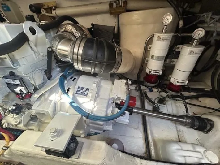 Absolutely Yacht Photos Pics 