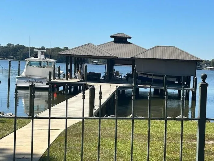 Absolutely Yacht Photos Pics 