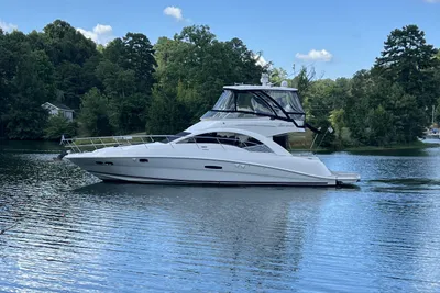 Sea Ray 47DB