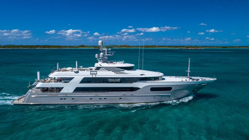 Starship Yacht Photos Pics 