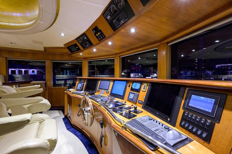2001-185-delta-marine-tri-deck