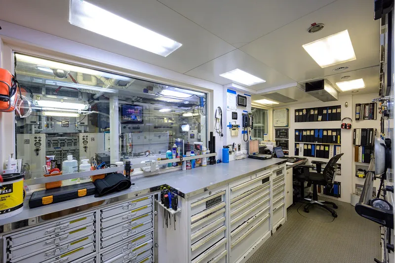 Starship Yacht Photos Pics 