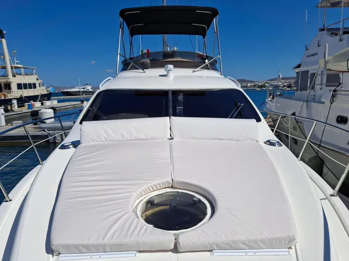 Valkiria Yacht Photos Pics 