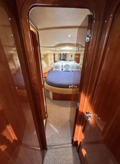 Valkiria Yacht Photos Pics 