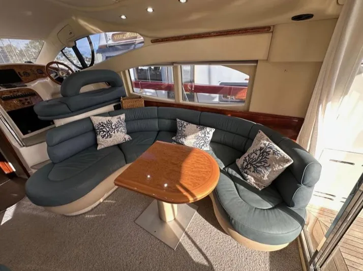 Valkiria Yacht Photos Pics 