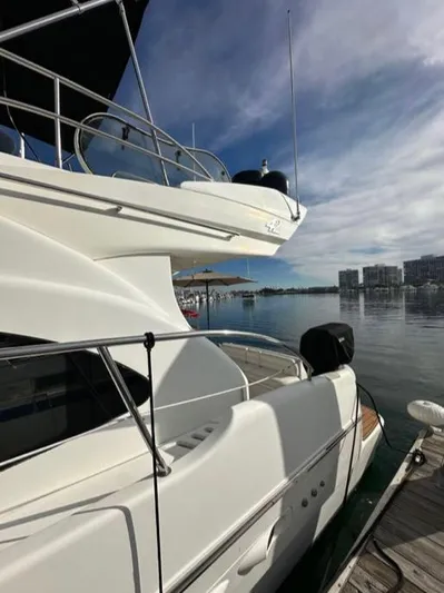 Valkiria Yacht Photos Pics 