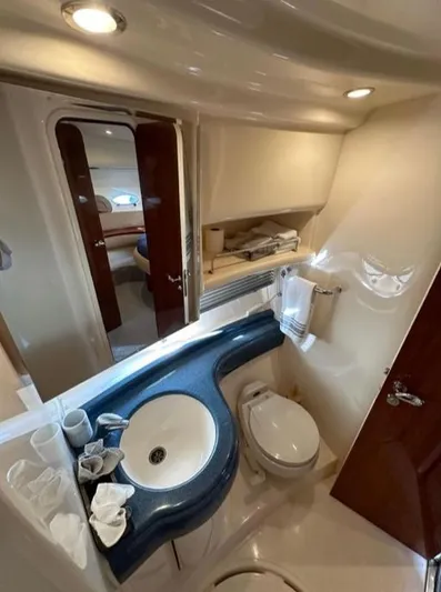 Valkiria Yacht Photos Pics 