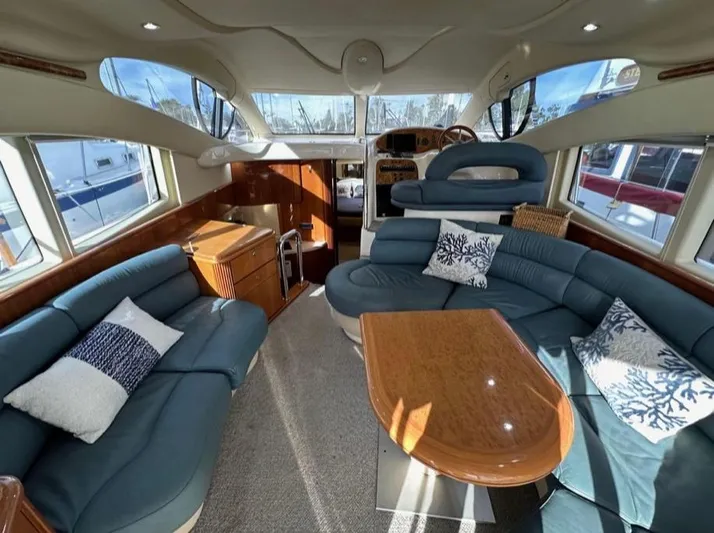 Valkiria Yacht Photos Pics 