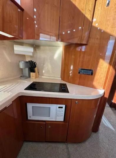 Valkiria Yacht Photos Pics 