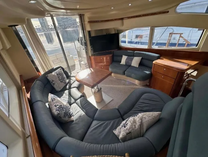 Valkiria Yacht Photos Pics 