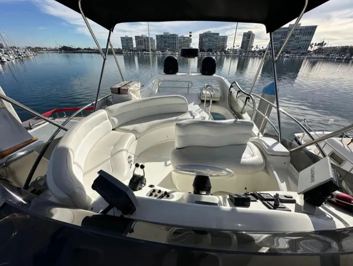 Valkiria Yacht Photos Pics 