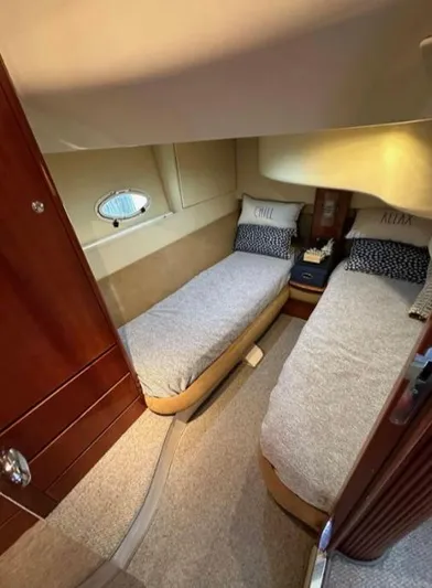 Valkiria Yacht Photos Pics 