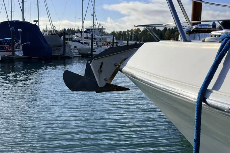 Hukilau Yacht Photos Pics Bow of 2003 Navigator 4800 yacht with anchor, docked in marina.