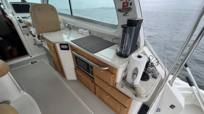 Grand Cove Yacht Photos Pics 