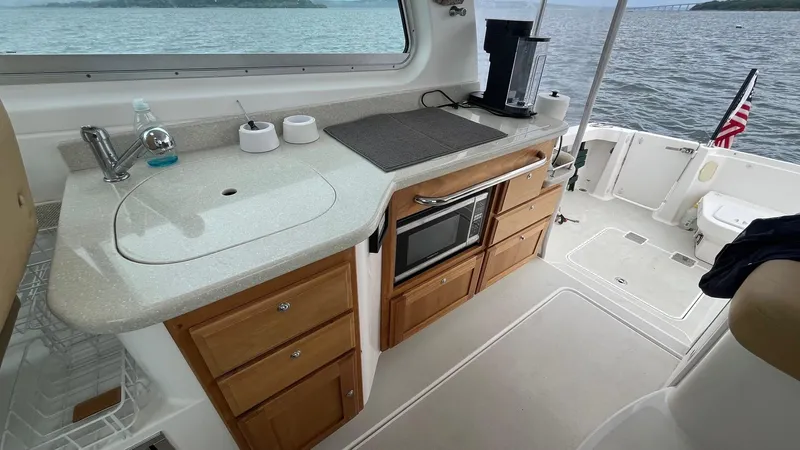 Grand Cove Yacht Photos Pics 