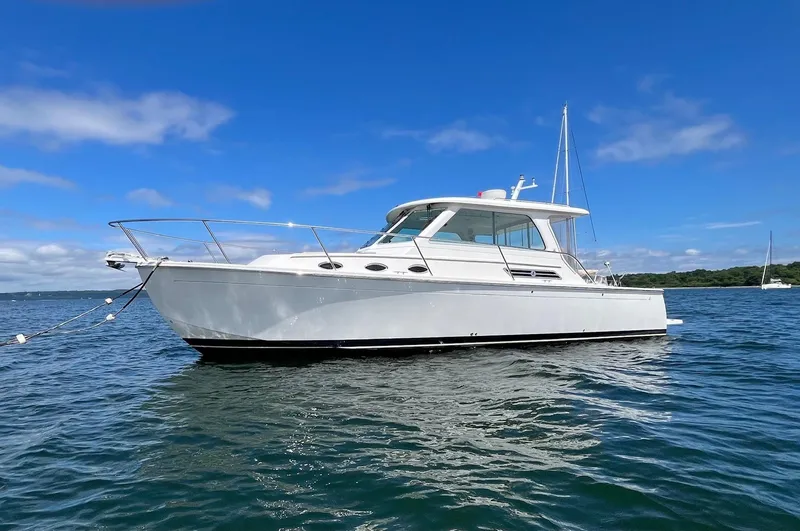 Grand Cove Yacht Photos Pics 