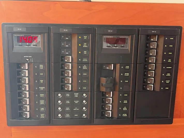 Grand Cove Yacht Photos Pics 