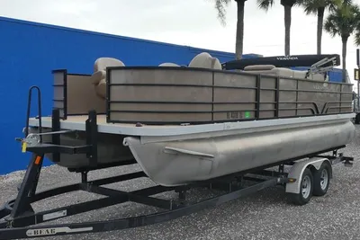 Veranda VF20F4 Deluxe Package Bi-Toon