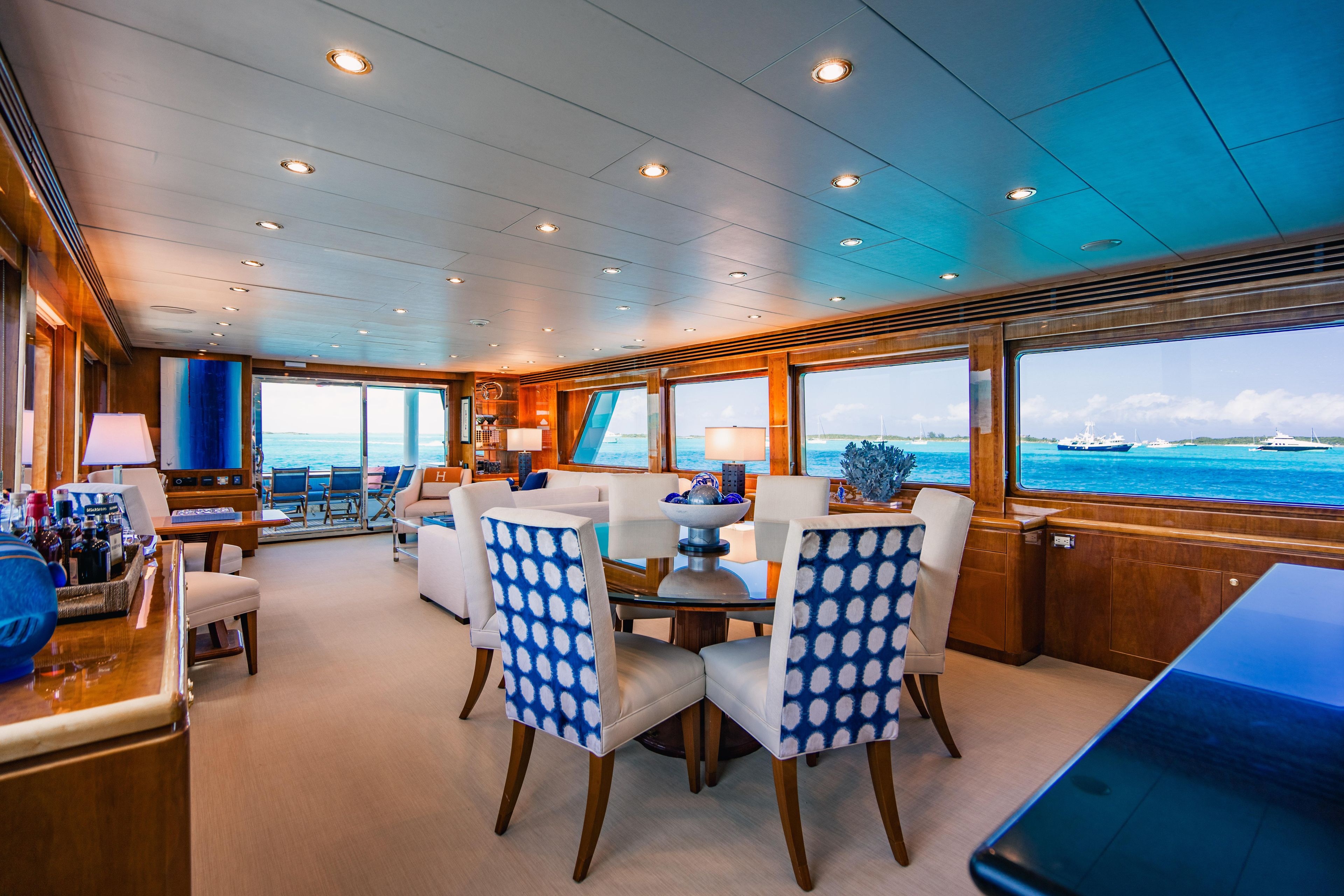 Yacht