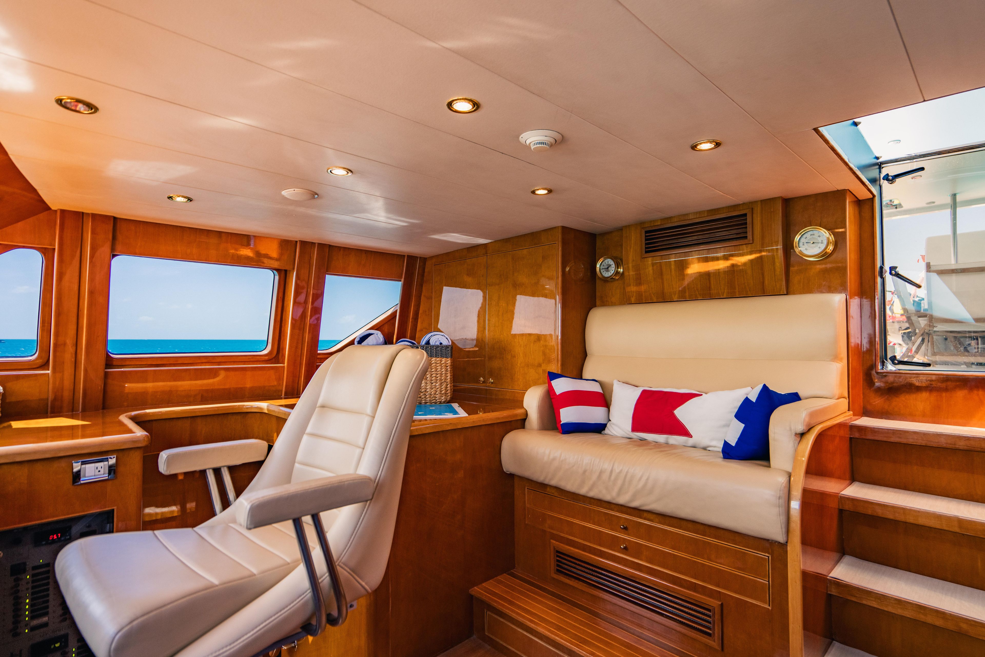 Yacht