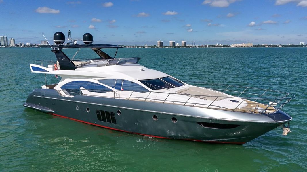 2012 Azimut Flybridge