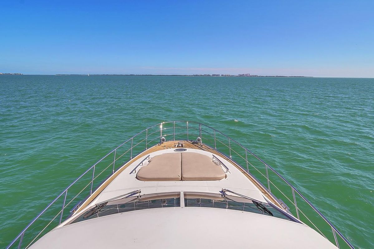2012 Azimut 70 