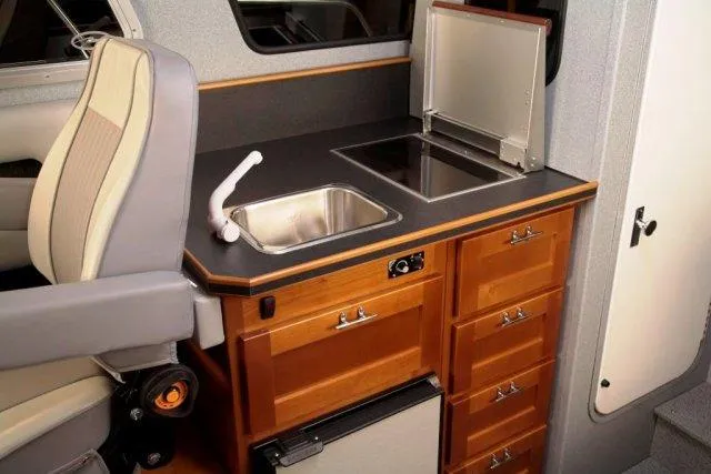  Yacht Photos Pics Manufacturer Provided Image