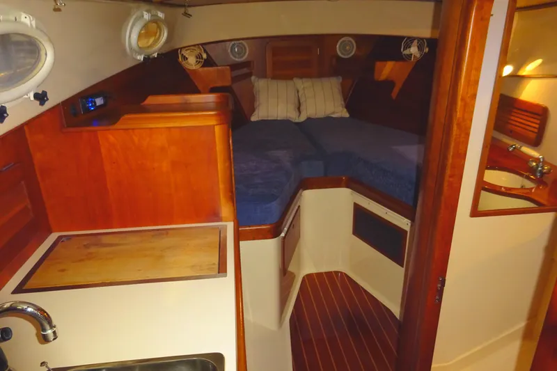 Old Fashioned Yacht Photos Pics 