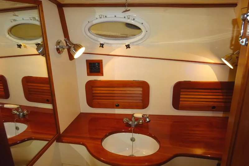 Old Fashioned Yacht Photos Pics 