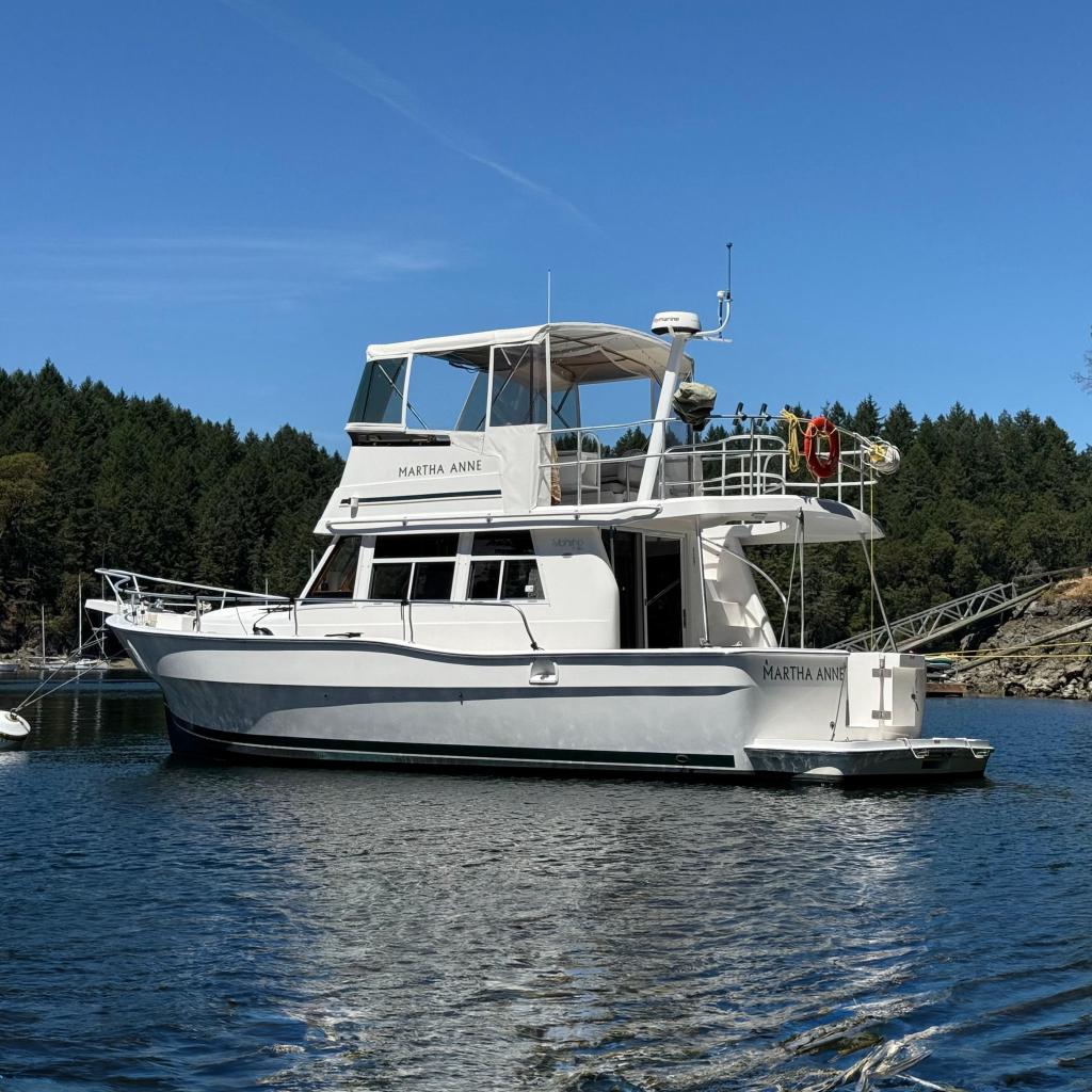 Mainship 390 Trawler