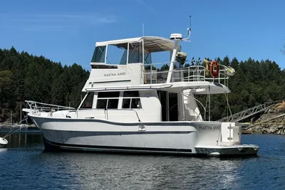 Mainship 390 Trawler
