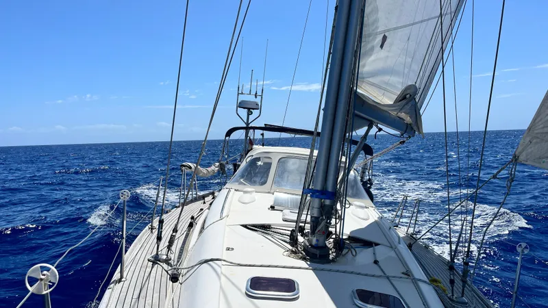 Stone Free Yacht Photos Pics 