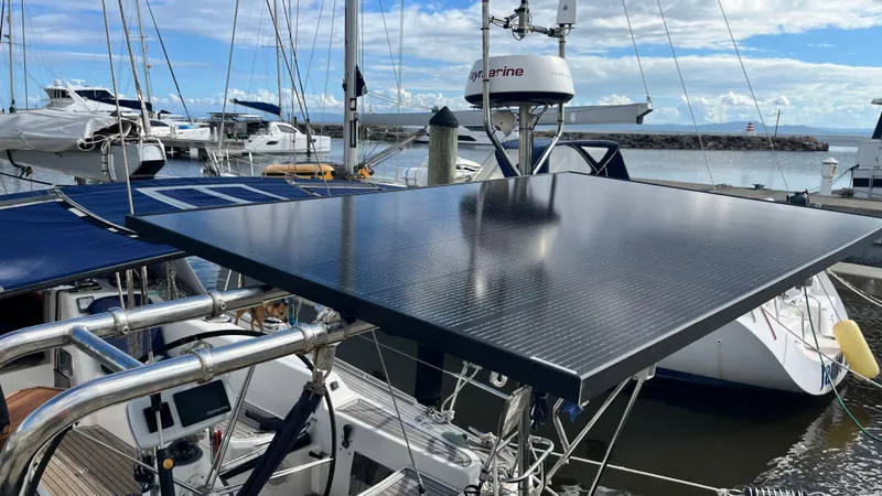 Stone Free Yacht Photos Pics 