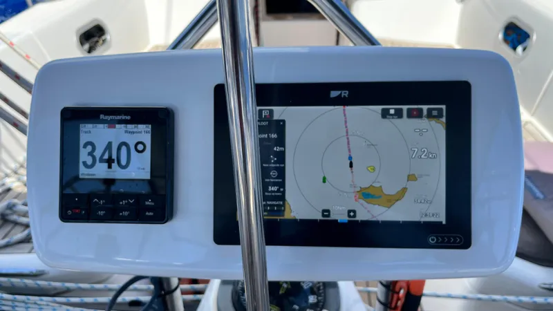 Stone Free Yacht Photos Pics 