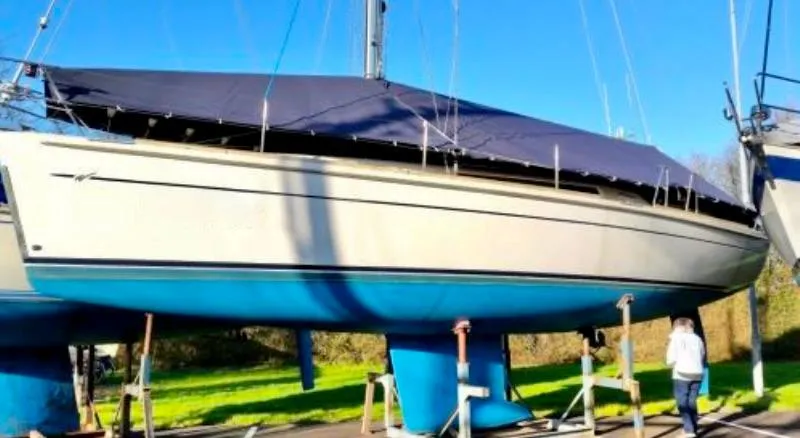 Stone Free Yacht Photos Pics 